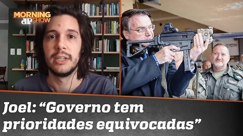 Governo Bolsonaro zera alíquota de importação de pistola e revólver