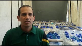 SOUTH AFRICA - Cape Town - Gift of the Givers load water for Grahamstown (Video) (FQG)