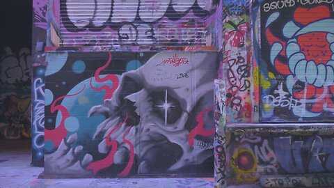 SkorpionMuzik - SM 33 (Boombap Street Hip-Hop Instrumental Type Beat - Toronto Graffiti Alley 4K)