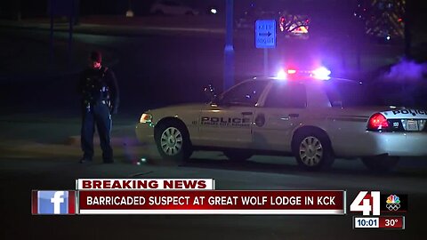 Barricaded suspect at Great Wolf Lodge in KCK