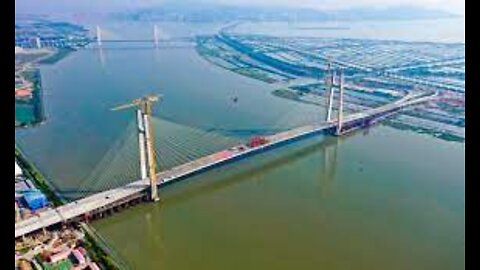 Cable-stayed Honglian Bridge in Guangdong (China) takes shape