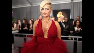 Pop Star Throws FIT On Pre-Grammy Stage