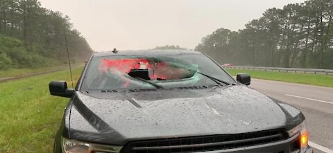 Lightning strike injures 2 in Florida