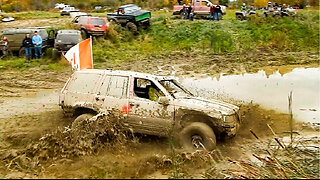 MUD Drivers - Mud Trucks Mud Runners in Mud Bogging Event 4x4