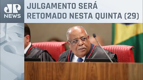 Relator vota no TSE para tornar Bolsonaro inelegível