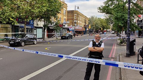 Drive by shooting Stoke Newington High Street 11/08/23