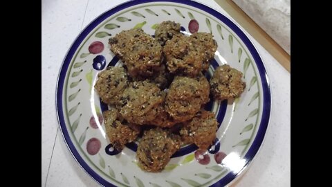 Oatmeal Raisin Cookies - Grandma's Best -The Hillbilly Kitchen