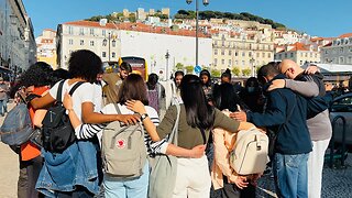 Preaching in Lisbon's busiest tourist area | Lisbon, Portugal Evangelism