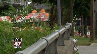 Busy Lansing bridge closed for repairs