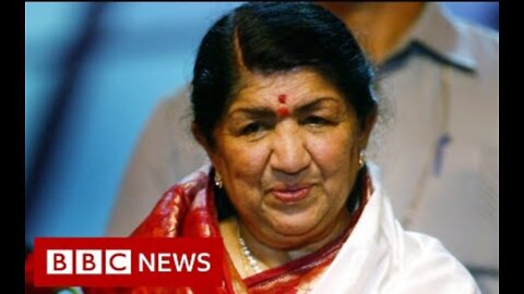 Beloved Indian singer Lata Mangeshkar dies at 92 - BBC News