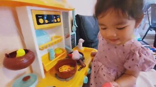 Madi Play Pretend Cooking With Kitchen Toys