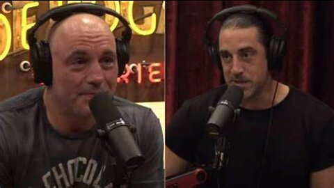 Aaron Rodgers & Vaccines on Joe Rogan Experience