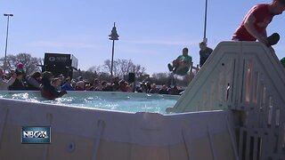 500+ people take the plunge for Special Olympics Wisconsin