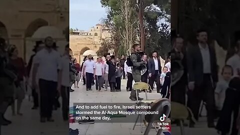 Israeli Settlers March to settlement. Settlers attack those celebrating Ramadan in Palestine 🇵🇸