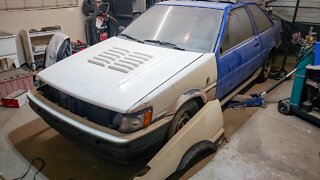 AE86 Levin RESTOMOD - Repairing Rust Damage on Driver Side Fender with Welding