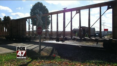 No injuries in train vs. garbage truck crash