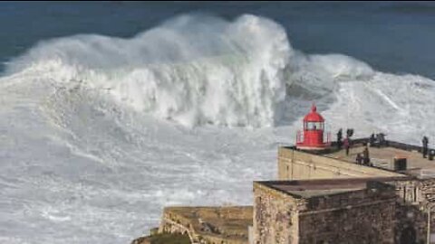 Surfer's terrifying wipeout in the giant waves of Nazare