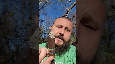 You're Smoking Too Fast! #cigar #shorts #shortsvideo #cigars