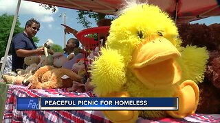 'Peaceful Picnic' provides place for homeless to celebrate Independence Day