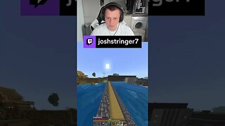 What should I do 😱😂#5tringer #minecraft #minecraftpocketedition #twitch #shorts