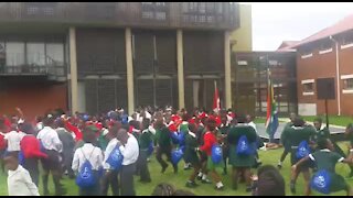 Christmas comes early for Johannesburg inner city schoolchildren (B3y)