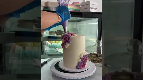 Saturday Cakes! #cakedecorating #cake #yummy #Vlog #cake #satisfyingvideos