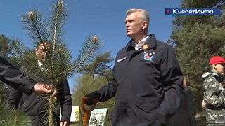 «Саду памяти» в Сестрорецке добавили молодых деревьев