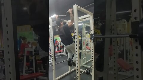Weighted Muscle up - 25lbs