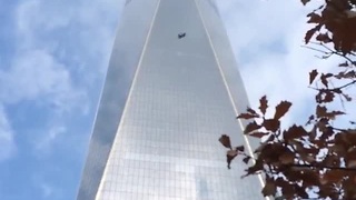 Window washers rescued from 68th floor of World Trade Center