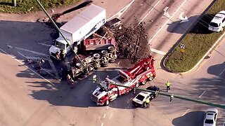 Dump truck crashes, spills debris on Beeline Highway at Jog Road