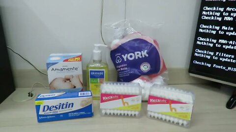 Absorvente para Seios Amamente, Hastes Flexíveis Ricca, Algodão em Bolas York, Sabonete Líquido Glic