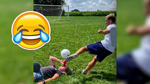 BEST SOCCER FOOTBALL VINES & TIKTOK'S 🤣 FAILS, SKILLS, GOALS