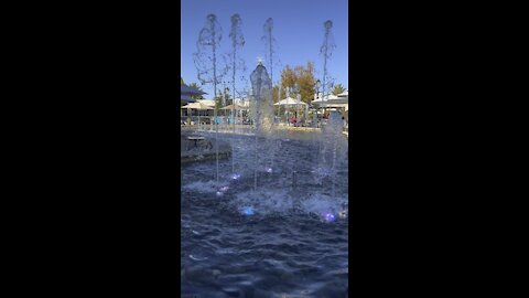 Veranda Fountain Show