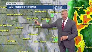 Chance for spotty showers Thursday morning