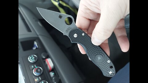 My initial review of Spyderco Paramilitary 3 lightweight