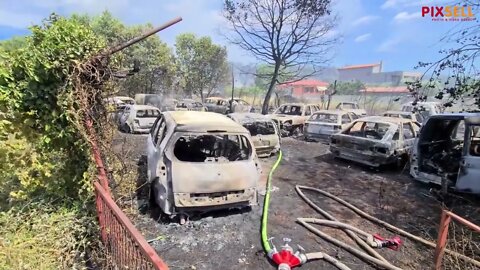 Automehaničaru u pulskom požaru izgorjelo 25 automobila