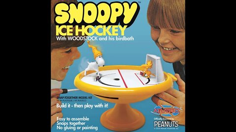 Atlantis Models Snoopy Ice Hockey model kit review