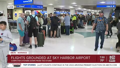 Several flights delayed, cancelled after Sky Harbor server outage