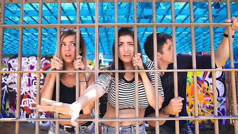 Stuck In A Cage At An Abandoned Zoo with TheGabbieShow