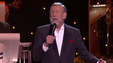 Ray Stevens - "Eastbound & Down" (Live at the CabaRay)