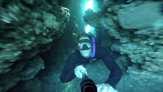 Freediver nearly gets stuck in underwater cave