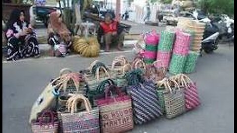 handicrafts at the Amuntai market