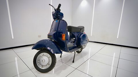 Detailing A Classic Vespa in need of some Love!