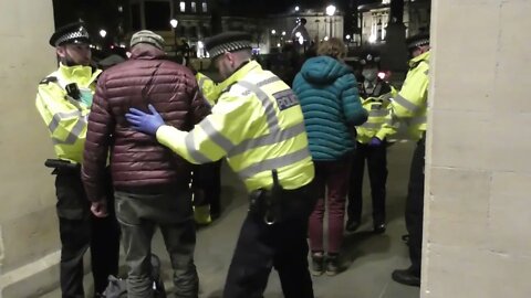 Arrested no handcuffs laughing and joking with the police double standards of the met police