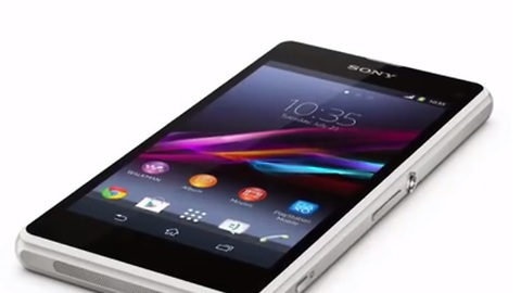 Top 10 mobile phones for summer 2014