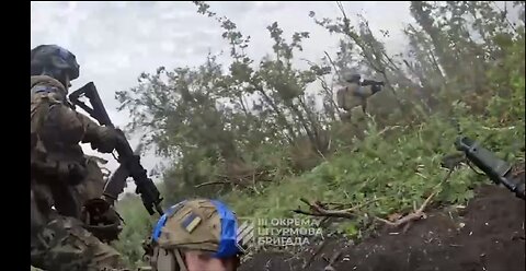 INTENSE Ukraine combat footage: combat op with plenty of engagement
