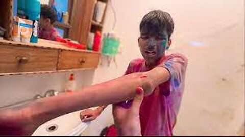 Piyush ko Holi Pe Chott Lag Gayi �� #souravjoshi