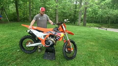 Why the 2023 KTM grab handle is not a grab handle (PROPER TECHNIQUE)
