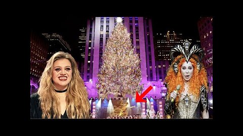 THE ROCKEFELLER CHRISTMAS TREE LIGHTING RITUAL