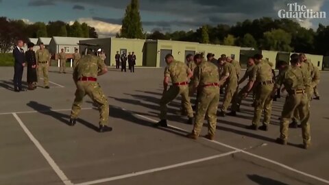New Zealand troops perform HAKA for William and Kate